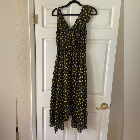 Who What Where Yellow and Black Tulip Flower Print Handkerchief Hemline Size S - Picture 4 of 4